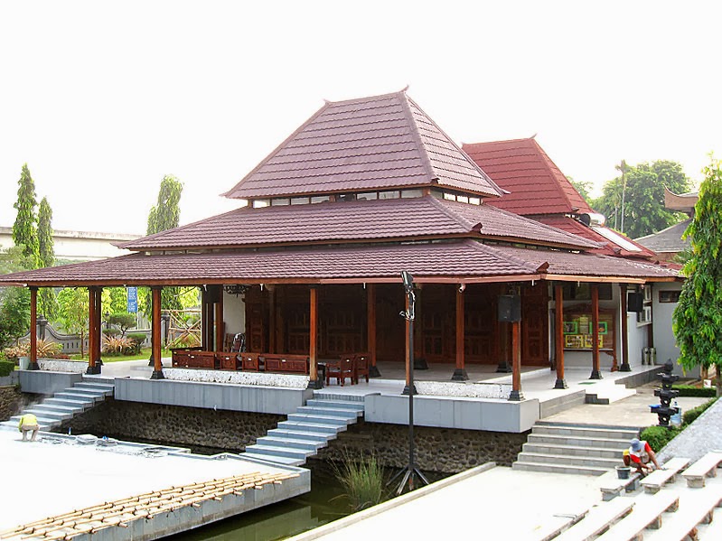 Rumah Adat Yogyakarta Bangsal Kencono Gambar Dan